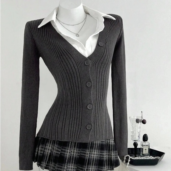 Chic Charcoal Women's Ribbed Cardigan - Picture 1 of 3